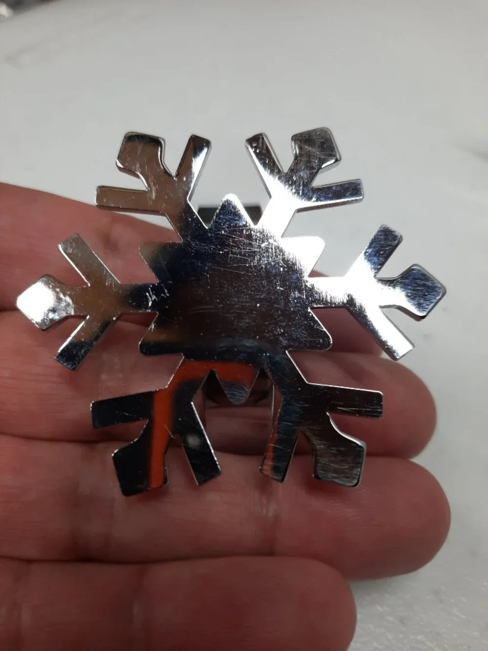 Set of 8 Silver Snowflake Napkin Rings Christmas Holiday Winter Table Decor